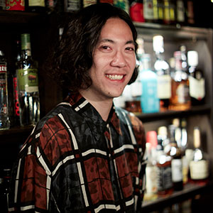 Bar 軍艦島スタッフ イトウ