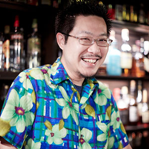 Bar 軍艦島スタッフ マリア