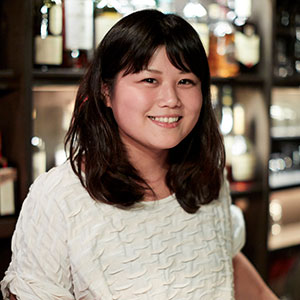 Bar 軍艦島スタッフ モエ